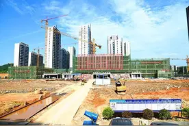 赤壁市第六小学9月1日正式投入使用图片