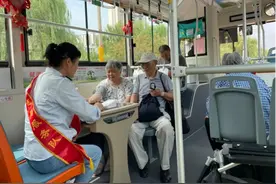 江苏各地公交“花式整活”，强化特色服务图片