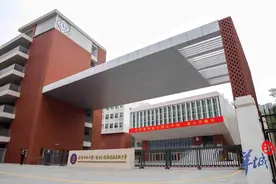 深港“顶配”联手打造未来学府：明德高中探索教育新范式｜福田探校⑤图片