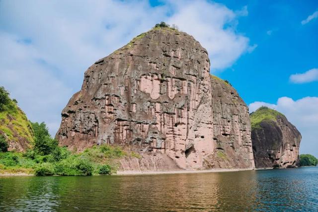 登高望远在龙虎，重阳遇见好秋光！