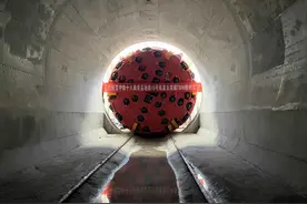 “青龙号”双护盾土压组合式掘进机顺利始发，青岛地铁15号线建设驶入“快车道”图片