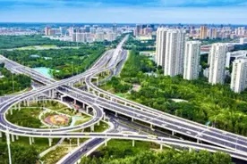 潍坊常住人口城镇化率超过全国平均水平图片