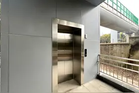 无障碍出行！杨浦这座人行天桥加装电梯啦图片