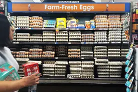 捂紧钱包，美国人选择“不购物”图片