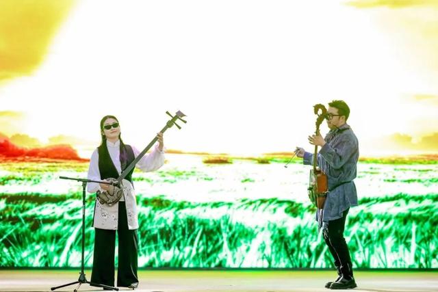 掌声不断，舞不停！今天呼和浩特在北京圈粉无数！