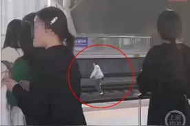 浙江余姚一女子横穿铁轨被列车撞倒，警方：已介入调查处理图片