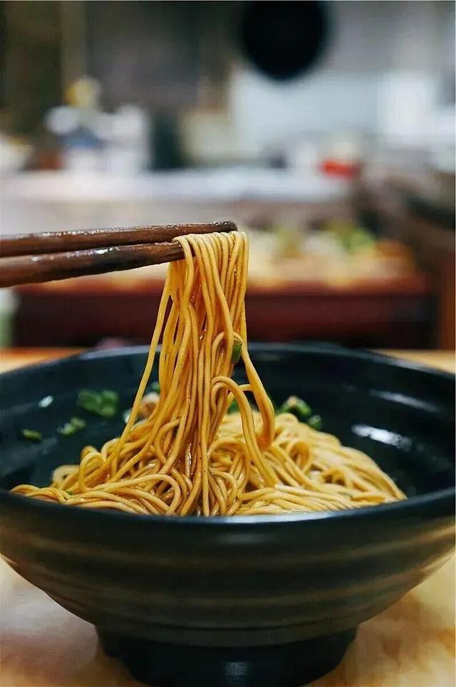 无锡有条石门路