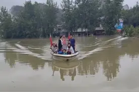 重庆酉阳遭遇暴雨连夜转移700余人 村民：从没见过这大的雨 有农田和房屋被淹图片