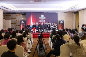 《无限超越班》春招会，尔冬升吴镇宇定义“好演员标准”图片