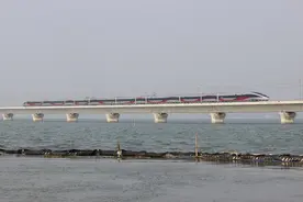 沪苏湖高铁开通！一次性贯通江浙沪 谁能从中受益图片