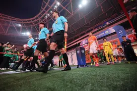 主场空场作战 海牛1:1惜平10人国安图片