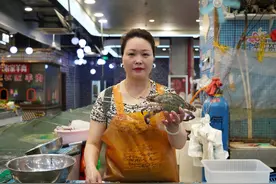 65元/斤，梭子蟹来了！杭州老板凌晨三点进货一小时卖空图片