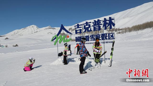 这座7万人口的县城即将涌入80万人，只为一项运动……