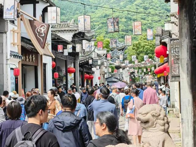 今天，无锡已爆满！