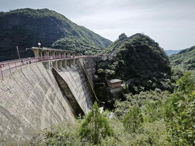 登临北京响水湖长城，赏秀丽风景