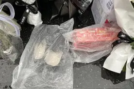 娃哈哈公司旧址，有人送来布鞋为宗庆后送别图片