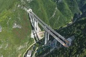 巫云开高速全线通车 铺就渝东北乡村振兴“快车道”图片