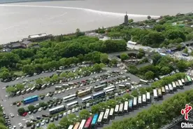 中秋佳节至 钱塘江大潮迎最佳观赏期图片