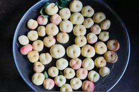 阵阵桃香扑鼻来！玉溪华宁奶油蟠桃甜蜜上市！图片