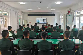 武警北京总队执勤第六支队开展主题授课图片
