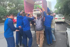 演练结束接到求助，他们“加练”了一把图片