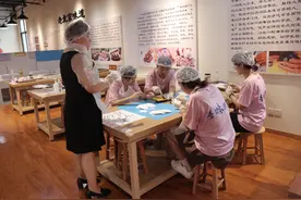 天津商业大学师生开展暑期调研实践活动：为老字号发展献计献策图片