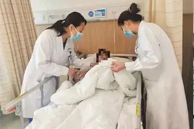 腹部间断性隐痛两年检查出肿瘤 西区医院：消化道有这些症状需警惕图片