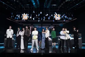 《另一种蓝》剧组做客《你好，星期六》，宋茜、周渝民陷卧底风波图片