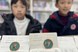 浙江这里的学生都有孝心存折，劝阻父母吵架也被记入图片