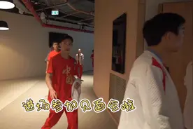 中国跳水队巴黎首次包揽8金创历史！见面会顺利举办，“新生上场”书写中国力量图片