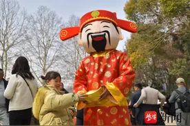 镇江南山：开启”长寿“之旅，感受不一样的年味儿图片