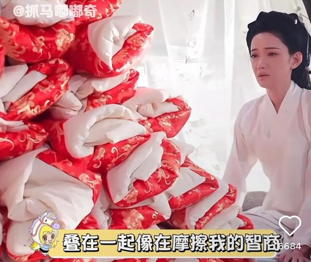 短剧赛道的男演员，已经不剩几件衣服了