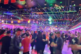 “今晚熄灯吗”：重庆砂舞厅里的隐秘情事图片