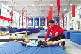 广东省工会第十五次代表大会代表谭静瑜：让更多优秀退役运动员到中小学任教图片