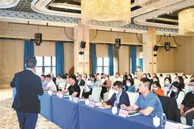 龙华智能科技产业园首批企业投产图片