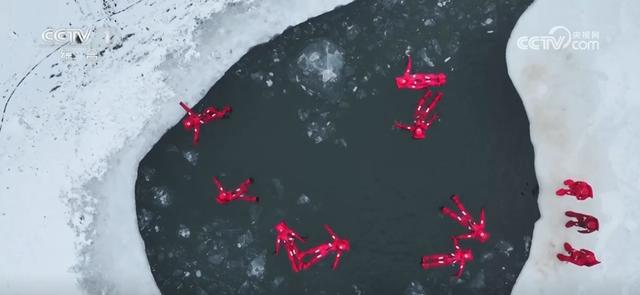 多地特色文旅解锁冬日乐趣 冰雪经济成为激活冬季消费新引擎