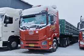 货车司机称商业险投保难价格贵，专家：用科技手段审视这一市场图片