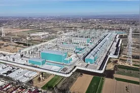 “陇电入鲁”庆阳换流站交流系统提前投运  我国首个“风光火储一体化”大型综合能源基地外送项目建设步伐加快图片