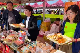 百余种特色好品集中亮相“丽人18”乳山女子半程马拉松图片