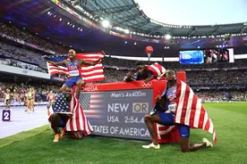 巴黎奥运会丨田径——男子4X400米接力：美国队夺冠图片