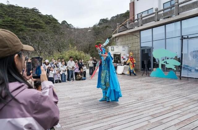 黄山风景区清明假期迎客9.6万余人 天都峰4月7日起恢复开放