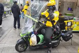 为达到“起送价”“凑单式”下单点多了 外卖餐饮如何依规防浪费？图片