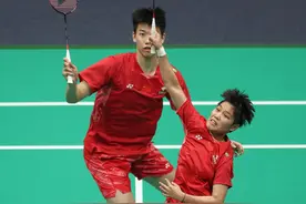 羽毛球|苏迪曼杯半决赛：中国队对阵日本队图片