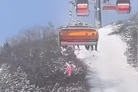 张家口一滑雪场有儿童从缆车坠落！景区称正常开放已检查设备图片