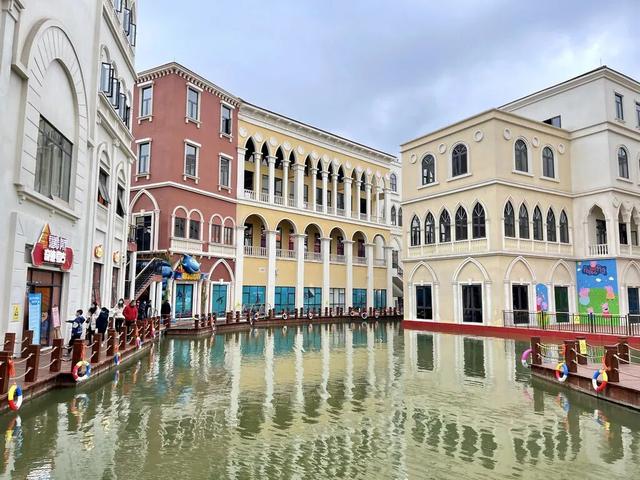 不是在云南，南充这里的水杉被问爆了~