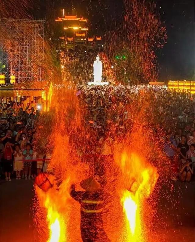 双节“燃”动庆阳 业态彰显特色——庆阳市2025年国庆中秋假日文旅市场盘点