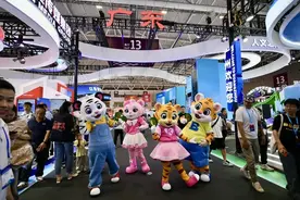 长隆人气“偶像”现身文博会“嗦粉”，IP形象拉动助力文旅融合图片