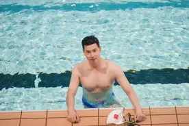 “老师要是这样，我减肥可就来劲了！”图片