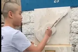 黄贯中叶世荣回应黄家驹墓碑被损毁图片