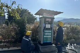 新春走基层｜连州大路边供电所护航返程高峰充电无忧图片